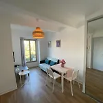 Renting - Jaures - Cosy Flat - Old Town - Great View - Aircon Apartment *