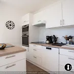 Air-conditioned With Pool Garage In A Luxury Holiday home *