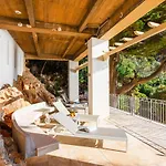 Villa La Pescade By Riviera Holiday Homes Vi4257