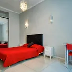 Lusso 5 Beds Central Apartment