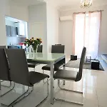 Apartment Designer Flat *