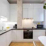 Apartment Promenade, 2pieces Chic Et Clim Avec Terrasse Location Eligible Au Bail Mobilite Mobility Lease *