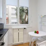 Promenade, 2pieces Chic Et Clim Avec Terrasse Location Eligible Au Bail Mobilite Mobility Lease Apartment Nice