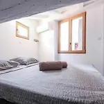 Gilly 4 - Exceptional 2beds, Sea View, Modern,a/c, Old Town * Nice