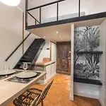 Charming 2 Bdr Old Town Nice