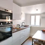 Joli Appartement Port De Nice