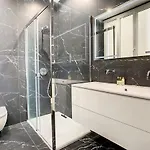 Nestor&jeeves - Blue Promenade - Sea Front - - Luxe Apartment