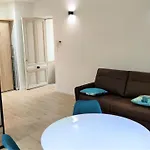 Apartment Hypercentre Lamartine 001 *