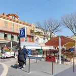 Maison Bianchi - Old Town Flower Market