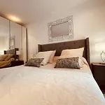 Nice Renting - Paganini - Spacious Apartment - 2 Bedrooms - King Bed - Bathtub - Heart Of Nice