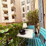 Nice Renting - Paganini - Spacious Apartment - 2 Bedrooms - King Bed - Bathtub - Heart Of Nice