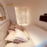 Apartment Renting - Paganini - Spacious - 2 Bedrooms - King Bed - Bathtub - Heart Of Nice