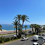 Apparemment A 50M Promenade Des Anglais Carre D\'Or