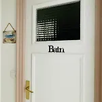 En Bord De Apartment Nice