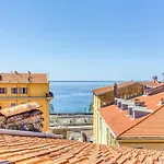 Gilly 4 - Exceptional 2beds, Sea View, Modern,a/c, Old Town