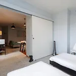 Apartment Large 3 Bdr Center Nice