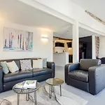 Ross 5- F2, Lumineux, Balcon, Loft, Clim, Vieux-nice Apartment *