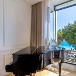 Quai Promenade New Seafront Balcony Air Conditioning Apartment *