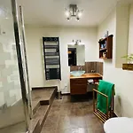 Appt Avec Jardin Et Clim Proche Arenes De Cimiez