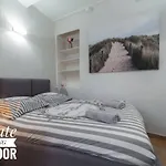 Private Building, 4 Apts, Unique At Nice- Old Town * Nice