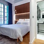 Superbe 2P Plage/ Promenade Des Anglais 201