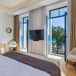 Quai Promenade New Seafront Balcony Air Conditioning