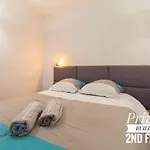 Private Building, 4 Apts, Unique At Nice- Old Town Apartment Nice