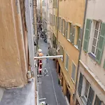 Vecchio Droite Nice