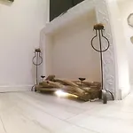 Apartment In The Heart Of