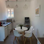 Apartment Cozy With Terrace - Old Town