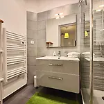Le Cosy Meyerbeer By Guys Nice