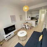 Renting - Penchienatti - Spacious - 2 Bedrooms - King Bed - View Heart Of Nice