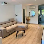 En Avec Piscine Nice