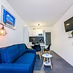 1 Min To The - Kitchen - Tramway - Air Conditioner - Wifi - Promenade Des Apartment *