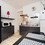 Pv Studio Five Stars Holiday House