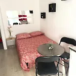 Inice Aparthotel 3*