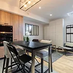 Loft Magnan - Parking - Ideal Couples -beach -tram & Supermarkets - New & Confort-ac *