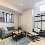 Loft Magnan - Parking - Ideal Couples -beach -tram & Supermarkets - New & Confort-ac