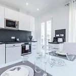 Apartment Quiet 1 Bdr Downtown Terrace Ac & Parking Nice
