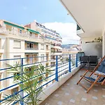 Quiet 1 Bdr Downtown Terrace Ac & Parking Apartment
