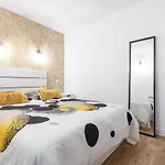 Loft Magnan - Parking - Ideal Couples -beach -tram & Supermarkets - New & Confort-ac Apartment *