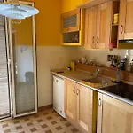 The Cozy In Heart Of The 1km To Sea Apartment