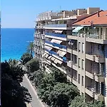 Apartment Pretty Flat, 100m Promenade In City Center