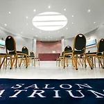 Hotel Gounod Fully Renovated