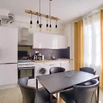 Superb T3 100 Meters From The Port Of * Nice