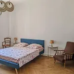 Amazing 2-bedroom In Near The Nice