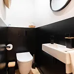 Old Town Renovated 2br Near Beaches & Cours Saleya Nice