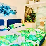 Endless Stunning Mediterranean Sea Views Promenade Des Apartment