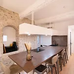 Old Town Renovated 2br Near Beaches & Cours Saleya Apartment