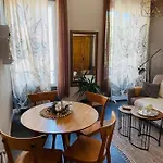 Moderne, 2 Chambres, 6 Couchages, Easy Check-in Apartment *